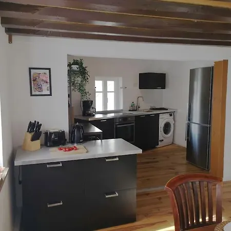 Apartment Mit Hist. Altstadt Charme *